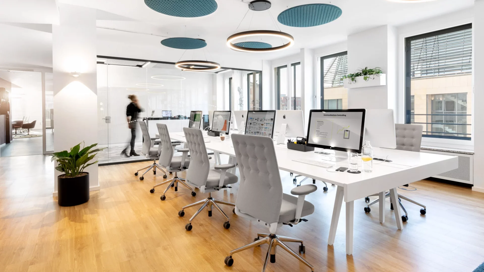 Büro ausgestattet von Designfunktion